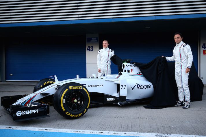 Bottas afhjúpar nýja Williams bílinn, ásamt liðsgélaga sínum Felipe Massa.