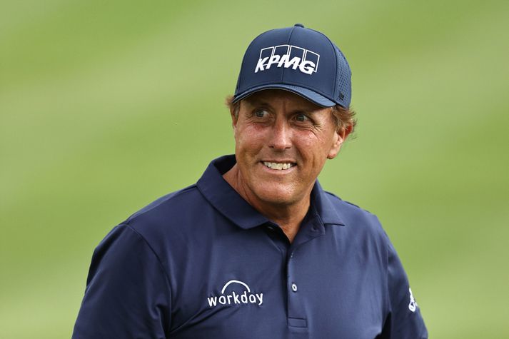 Phil Mickelson lætur aldurinn ekki stoppa sig og heldur áfram að spila golf í hæsta gæðaflokki.