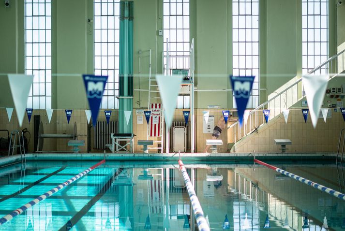 Sundhöllin er lokuð tímabundið. 