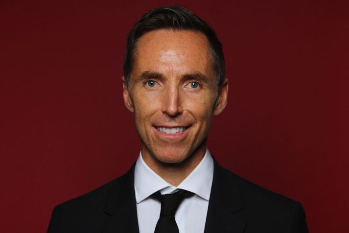 Steve Nash átti frábæran feril sem leikmaður í NBA og reynir nú fyrir sér sem þjálfari.