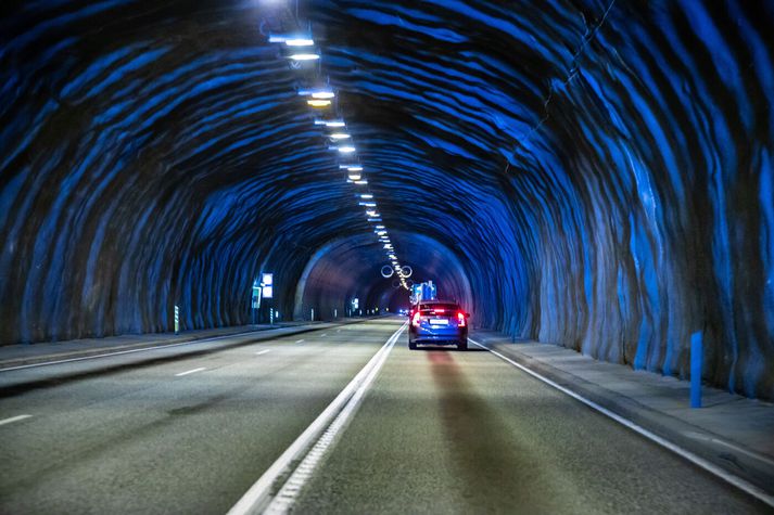 Úr Hvalfjarðargöngum.