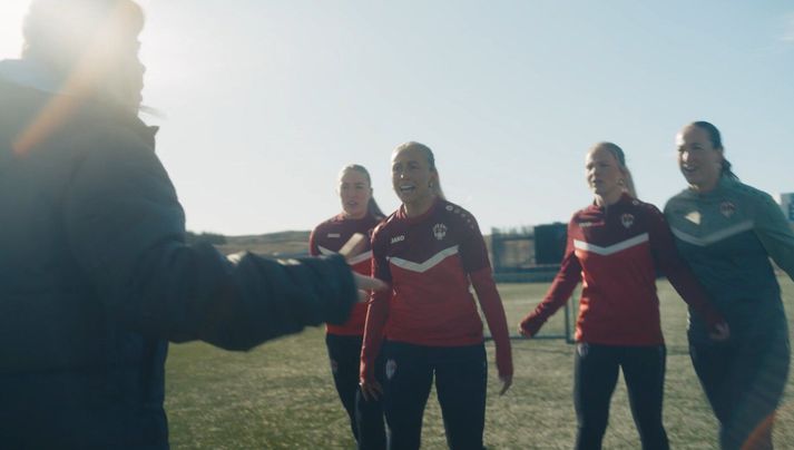 Leikmenn Þróttar æfa hér dómaratuð.