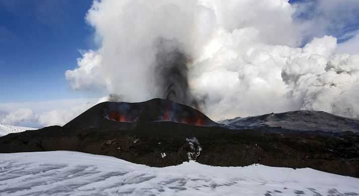 Eyjafjallajökull Gosið olli töfum í flugi um heim allan.