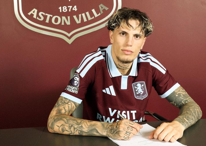 Alejandro Garnacho er mættur til Aston Villa.