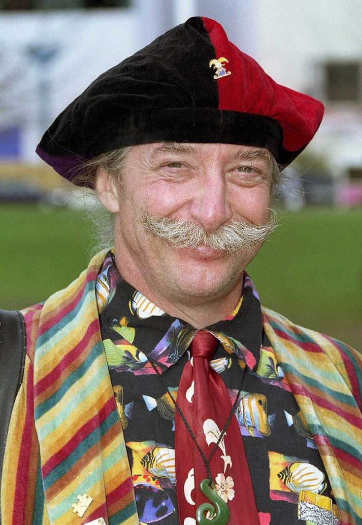 Patch Adams.