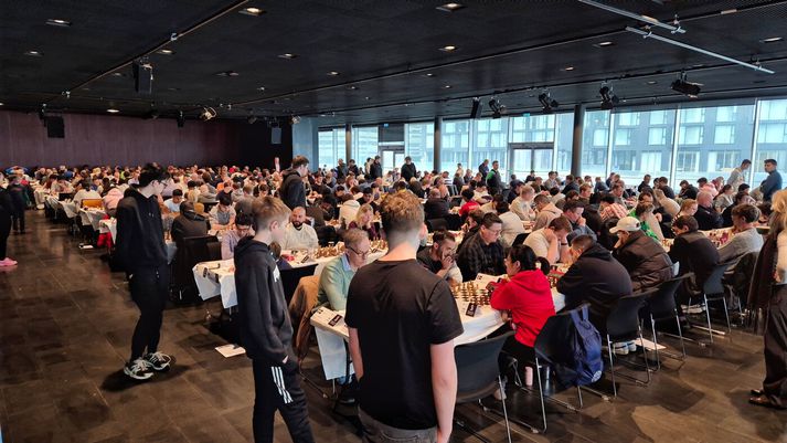 Skákmót í Hörpu. 