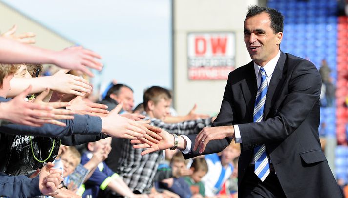 Roberto Martinez er vinsæll hjá stuðningsmönnum Wigan.