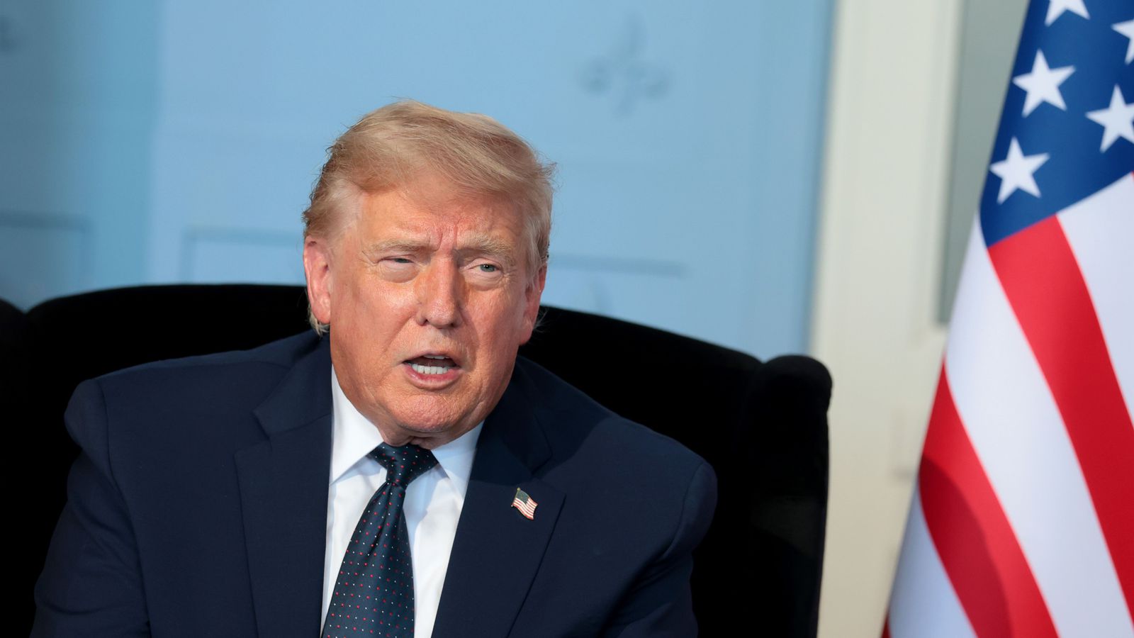 Trump undir­ritaði sam­komu­lag við Írani