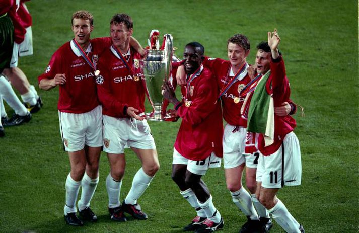 Ronny Johnsen, Teddy Sheringham, Dwight Yorke, Ole Gunnar Solskjaer og Ryan Giggs fagna sigri Manchester United í úrslitaleik Meistaradeildarinnar 1999.