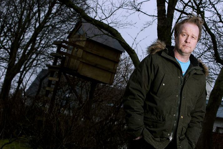 köttari Halldór Gylfason hefur um ævina meðal annars ætlað sér að verða íþróttamaður og tollvörður, en á að baki farsælan feril sem leikari og tónlistarmaður.fréttablaðið/haG