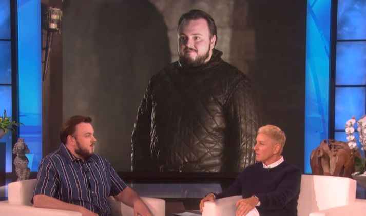 John Bradley leikur einn vinsælasta karakterinn.