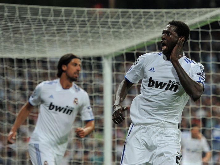 Emmanuel Adebayor fór á kostum á móti Tottenham í Meistaradeildinni á síðustu leiktíð.