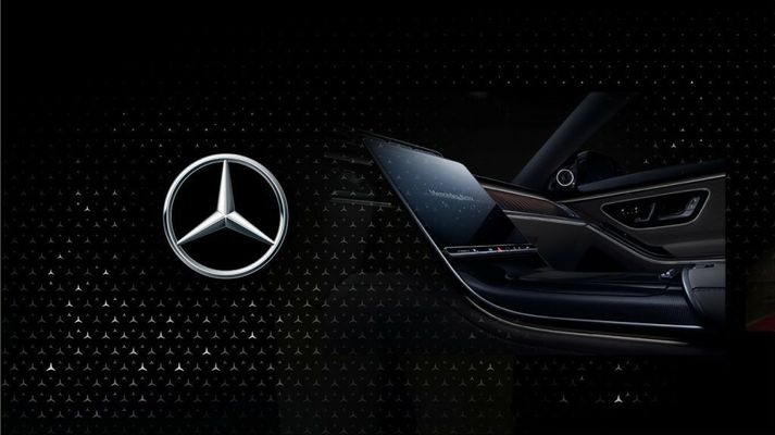 Mercedes-Benz er fjórða árið í röð verðmætasta lúxusbílamerki í heimi.