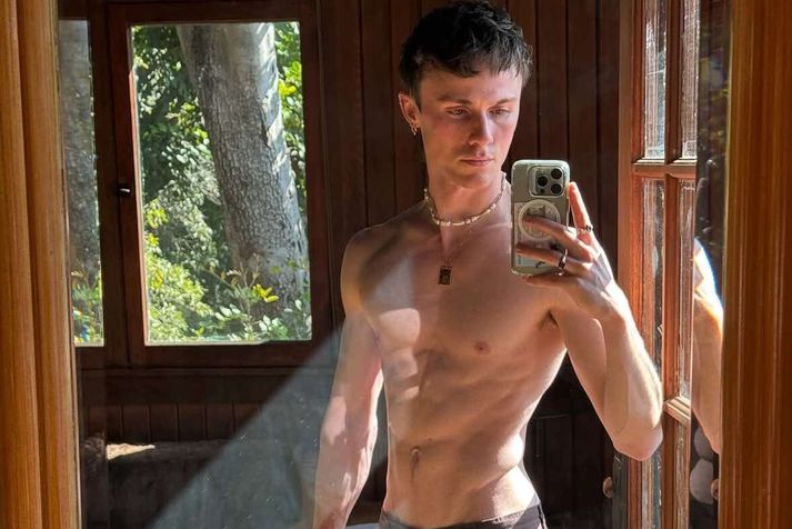 Logi Þorvaldsson lifir ævintýraríku lífi í Los Angeles.