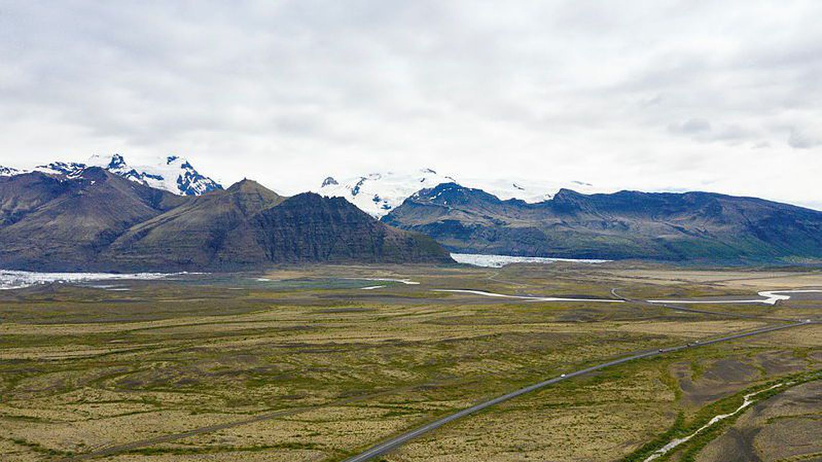 Á­kærður fyrir að drepa tvo af gá­leysi