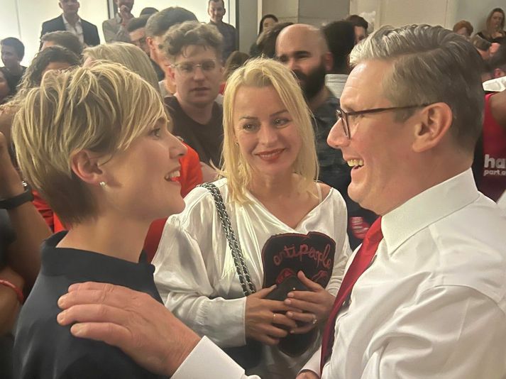 Kristrún fagnaði með Starmer í Tate Modern í Lundúnum í gærkvöldi. 
