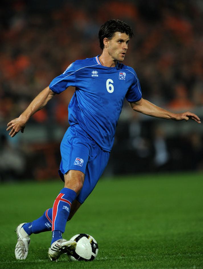 Stefán Gíslason mun ekki skrifa undir samning við skoska úrvalsdeildarliði Aberdeen vegna klúðurs hjá forráðamönnum danska liðsins Bröndby.