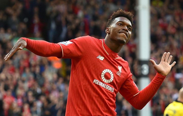 Sturridge fagnar marki sínu í leik gegn Aston Villa í september.