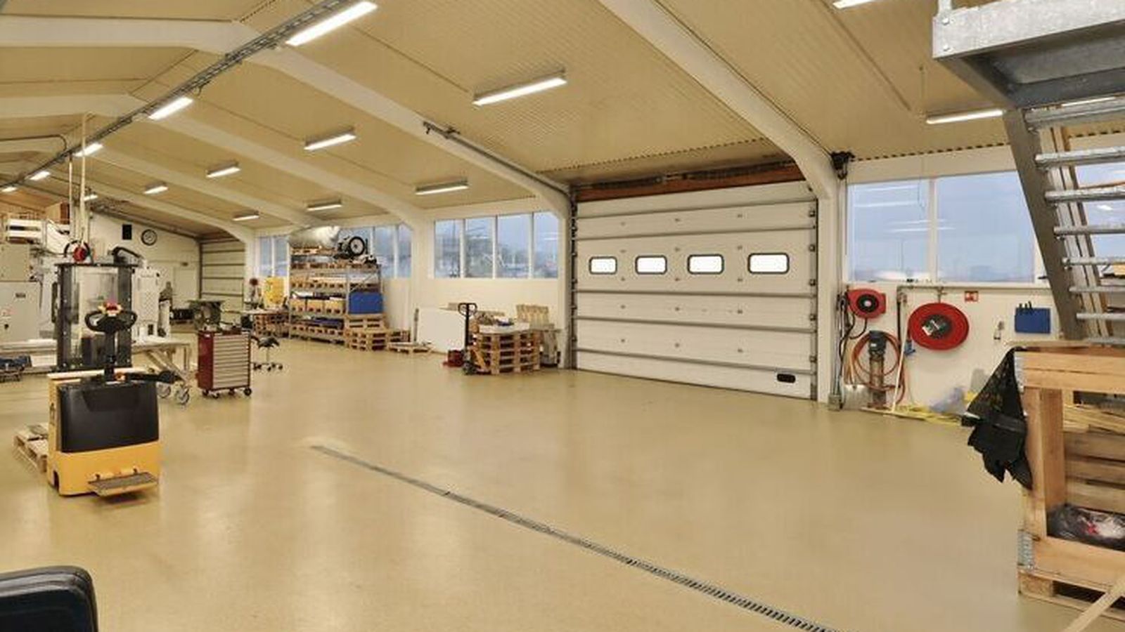 Selja hús­næði Vélfags á Ólafs­firði