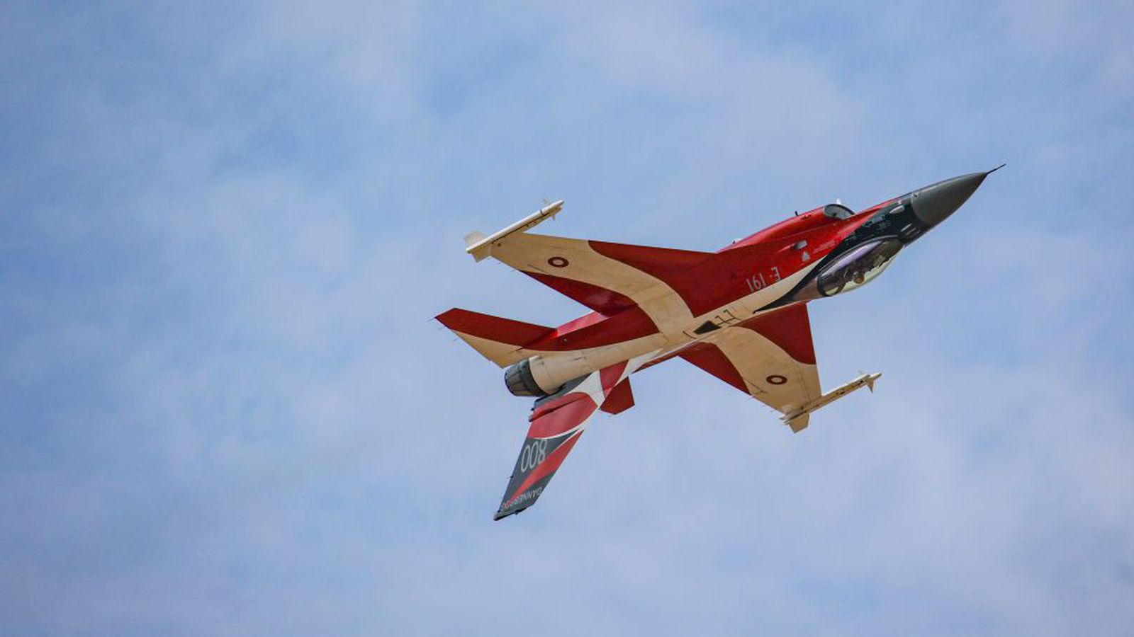 Há­værar flug­vélar sem vöktu at­hygli í gær voru á æfingu