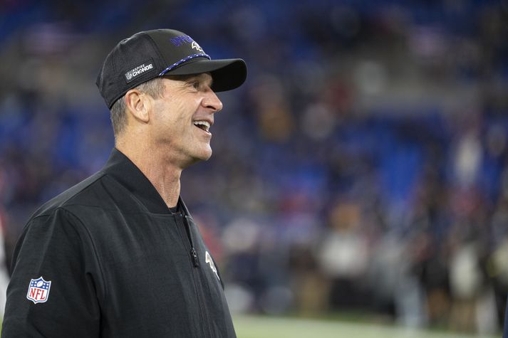 John Harbaugh hafði þjálfað Baltimore Ravens í átján tímabil en hann ætti að hafa úr nógu af störfum að velja haldi hann áfram í þjálfun.