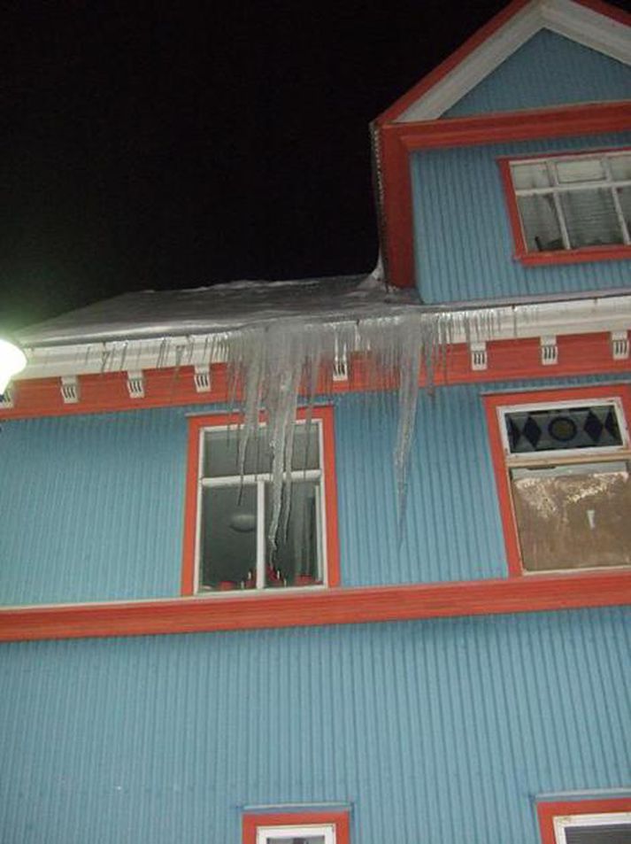 Myndin hvar tekin á höfuðborgarsvæðinu um helgina og sýnir glögglega hvernig ástandið er í þessum efnum.