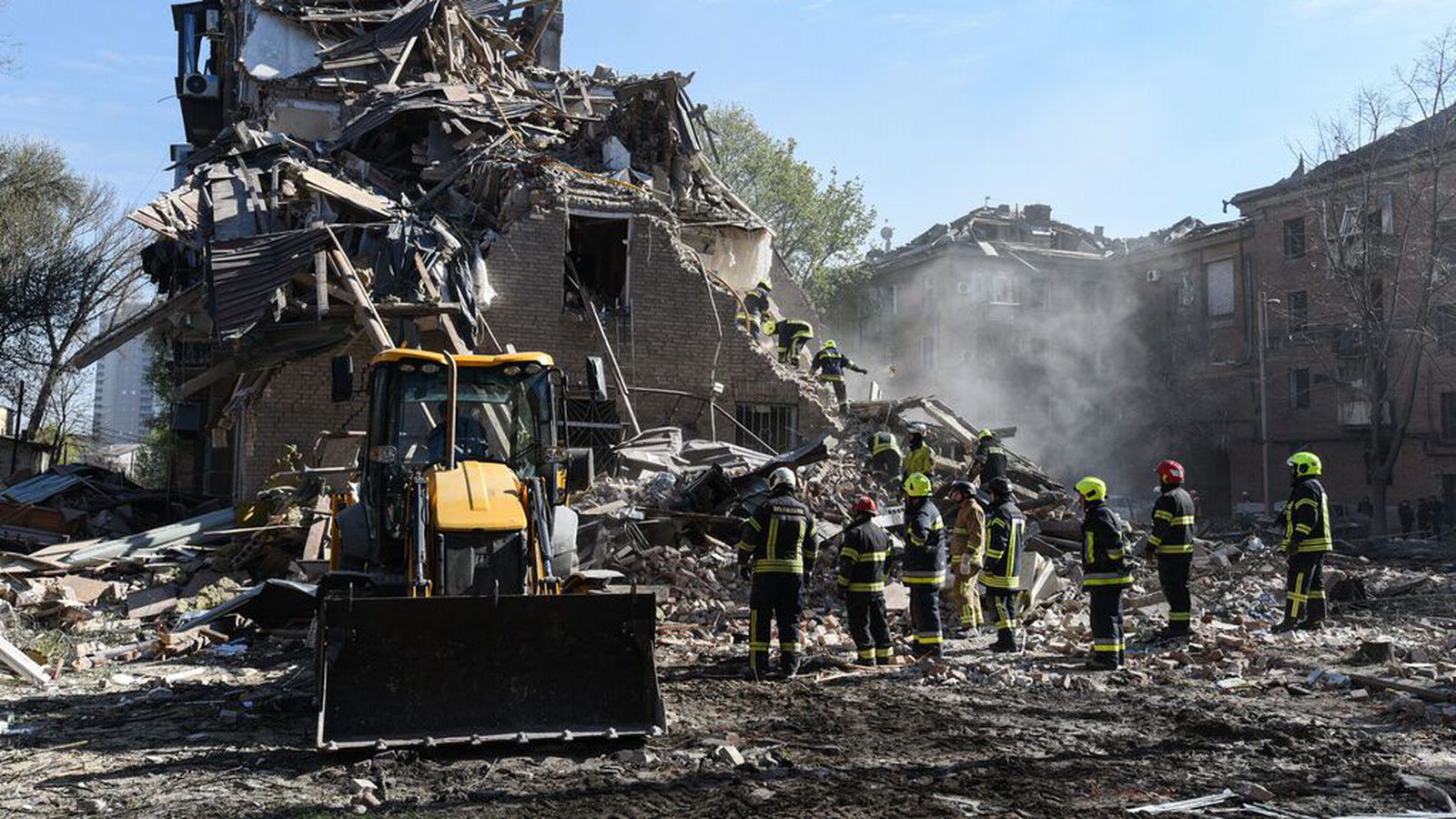 Sjö felldir í Úkraínu