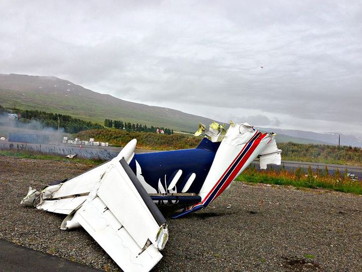 Flugmaðurinn sem komst lífs af hefur verið útskrifaður af FSA. 