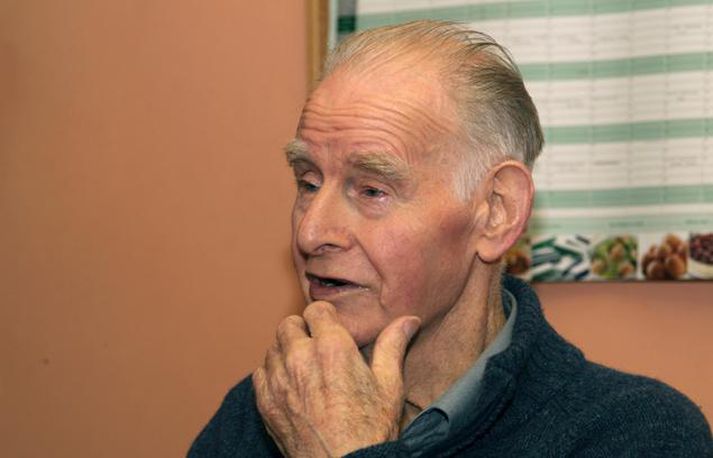 Bobby Hogg.