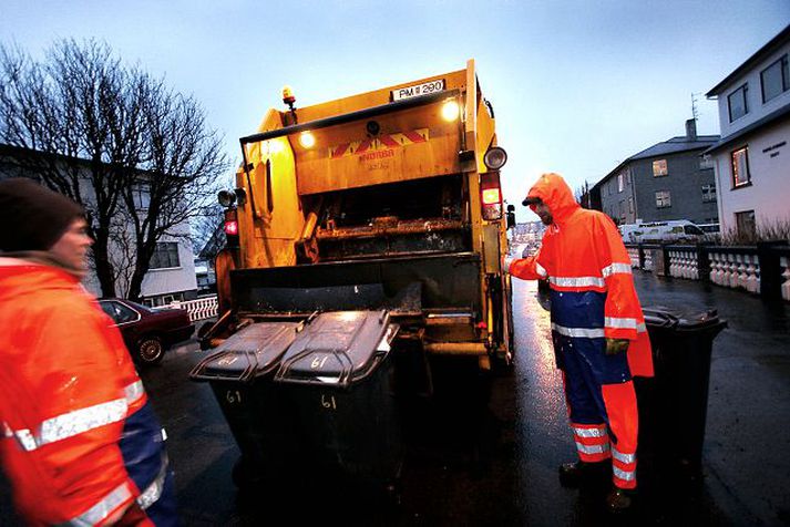 Íbúar fjölbýlishúsa geta sparað með því að fækka ruslatunnum, en íbúar í sérbýli geta fengið tunnu sem tæmd er aðra hverja viku.
Mynd/Heiða