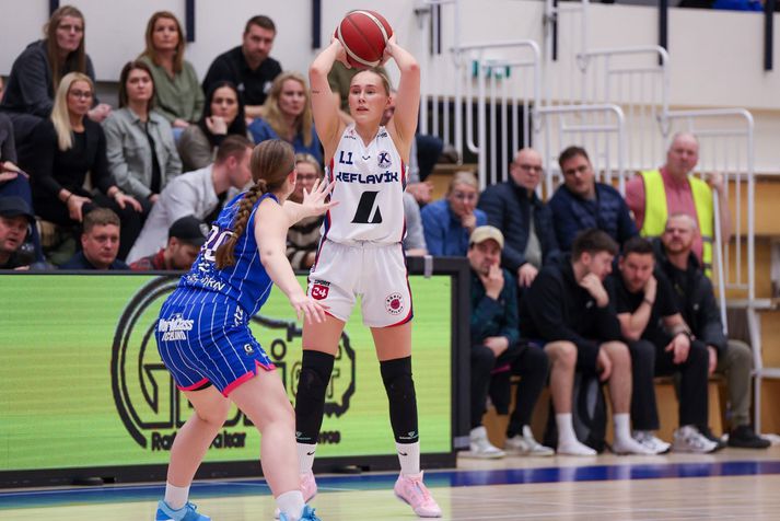 Anna Ingunn Svansdóttir skoraði níu stig í kvöld fyrir Keflavík.