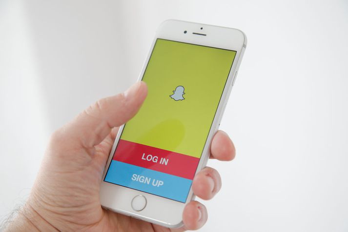 Gengi bréfanna er orðið mun lægra en það var þegar Snap. Inc. var fyrst skráð á hlutabréfamarkað í mars.