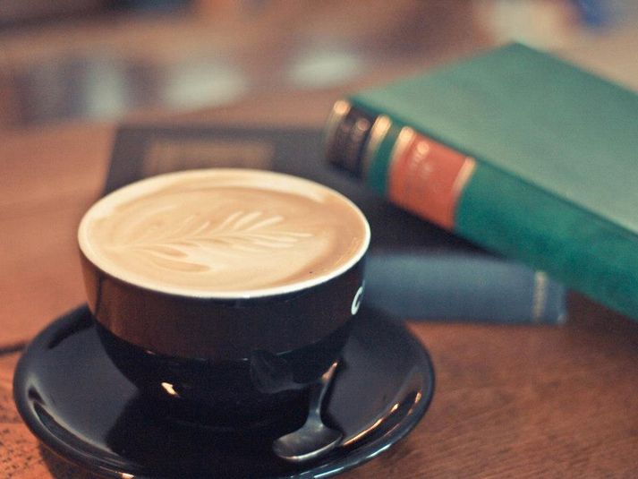 Samkvæmt kaffibarþjónum Stofunnar eru latté og cappuccino þeir algengustu kaffidrykkir sem pantaðir eru.