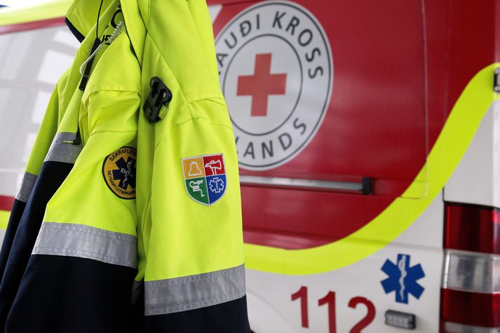 Tilkynning barst vegna reyks út um glugga.