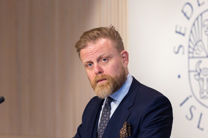 Ásgeir Jónsson seðlabankastjóri. Framkvæmdastjórum hefur fækkað um tíu talsins frá sameiningu Seðlabankans og Fjármálaeftirlitsins í upphafi árs 2020.