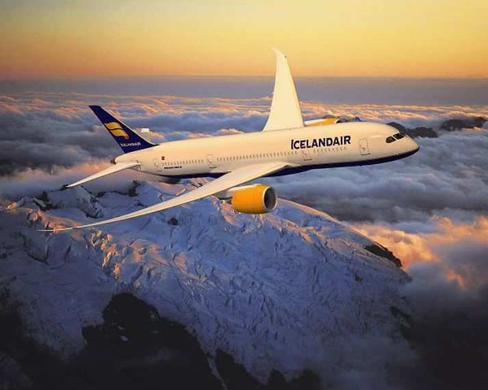 tölvugerð Dreamliner þota Einhver bið verður á því að nýju Dreamliner þotur Boeing sjáist í Icelandair Group litunum.