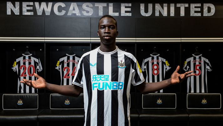 Garang Kuol gengur í raðir Newcastle í janúar.