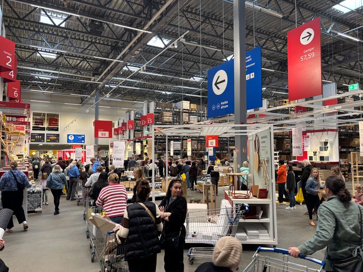 Frá því í Ikea upp úr klukkan þrjú í dag.