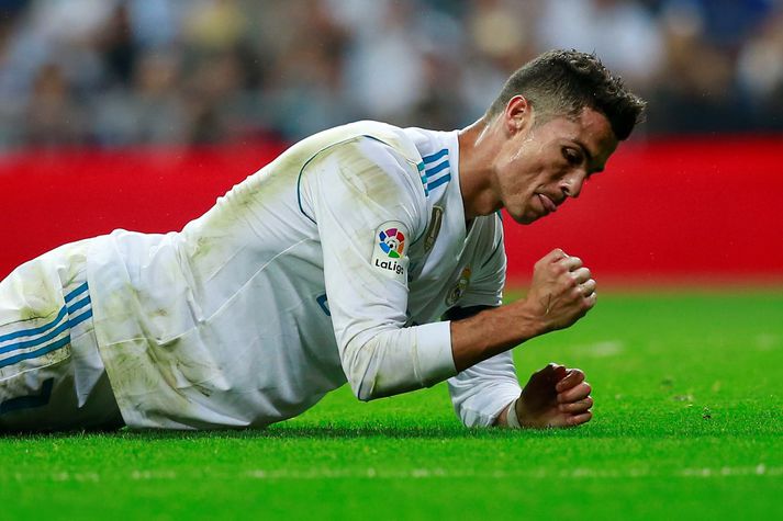 Cristiano Ronaldo svekktur í leiknum í kvöld.