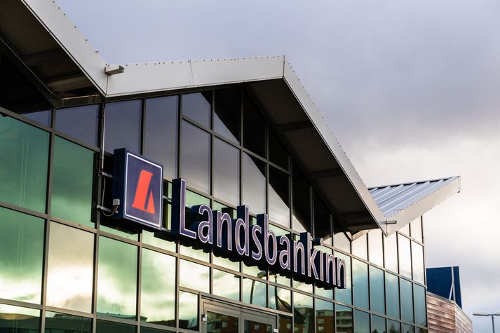 Þrjótarnir náðu mestum fjármunum út úr Landsbankanum.