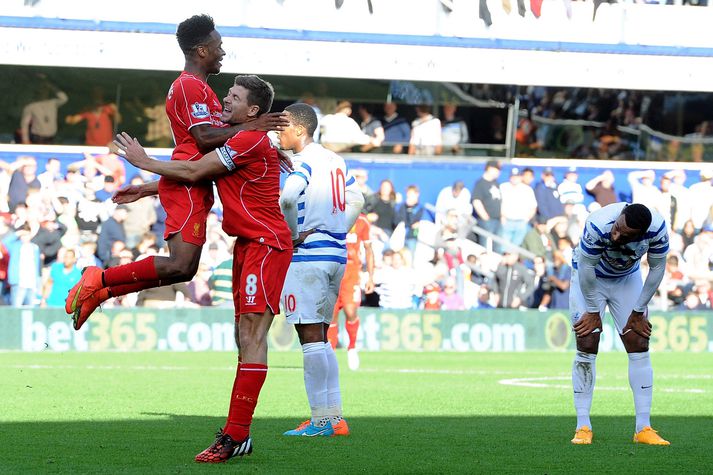 Raheem Sterling og Steven Gerrard fagna hér marki.