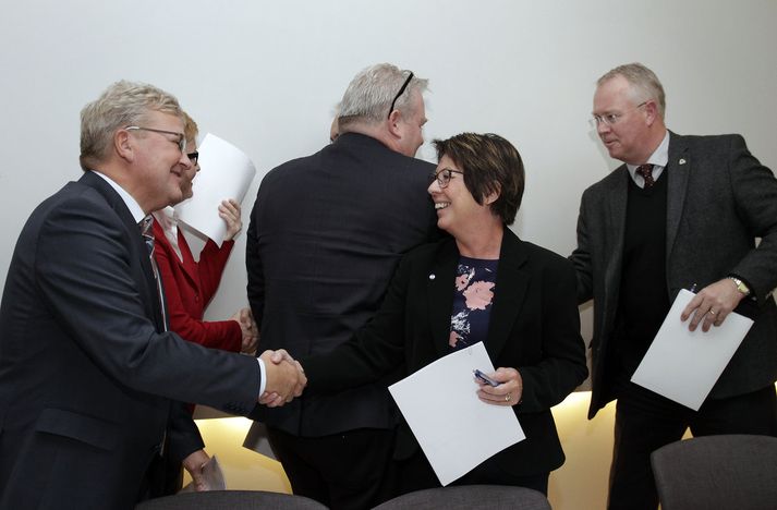 Elín Björg Jónsdóttir undirritaði samkomulagið fyrir hönd BSRB. Fréttablaðið/GVA