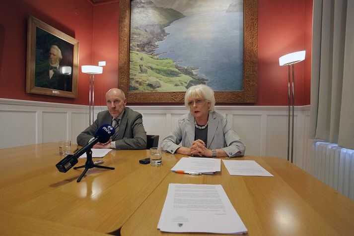 Báðir stjórnarflokkarnir sögðu mikilvægt að halda áfram þeim störfum sem ríkisstjórnin hefði unnið og byggja á þeim árangri sem náðst hefði.
fréttablaðið/valli