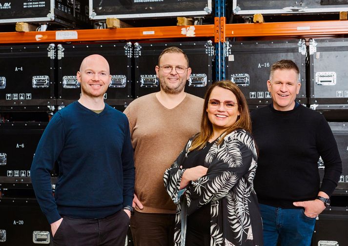 Þórunn Hilda Jónasdóttir ásamt þeim Baldri Rafni Gissurarsyni, Hlyni Friðrikssyni og Gunnari Möller, eigendum Sonik og meðeigendum í Magio.   