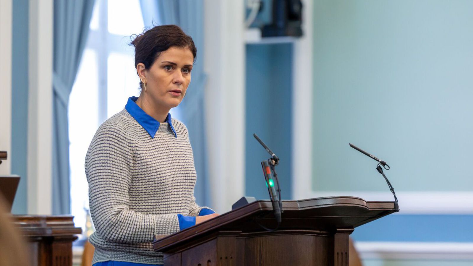 For­seti klökknaði þegar Þór­dís Kol­brún kvaddi