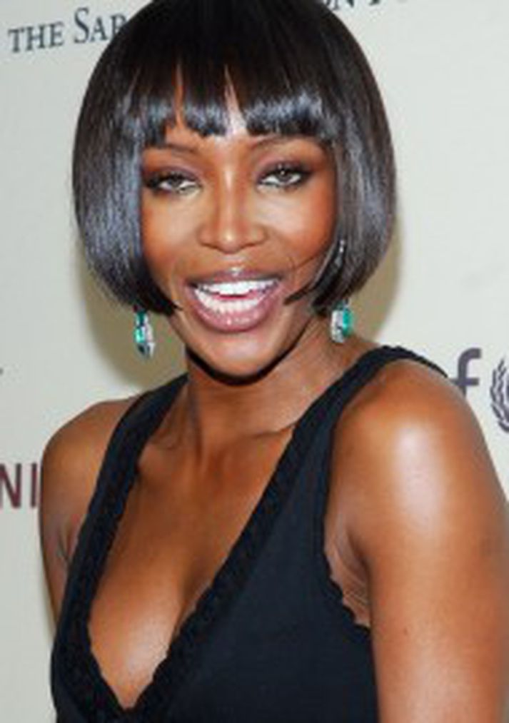 Fyrirsætan Naomi Campbell á góðgerðartónleikum UNICEF og Sarah Ferguson stofnunarinnar í New York í gærkvöldi en á tónleikunum kom hljómsveitin Pussycat Dolls fram og rapparinn Snoop Dog tók lagið.