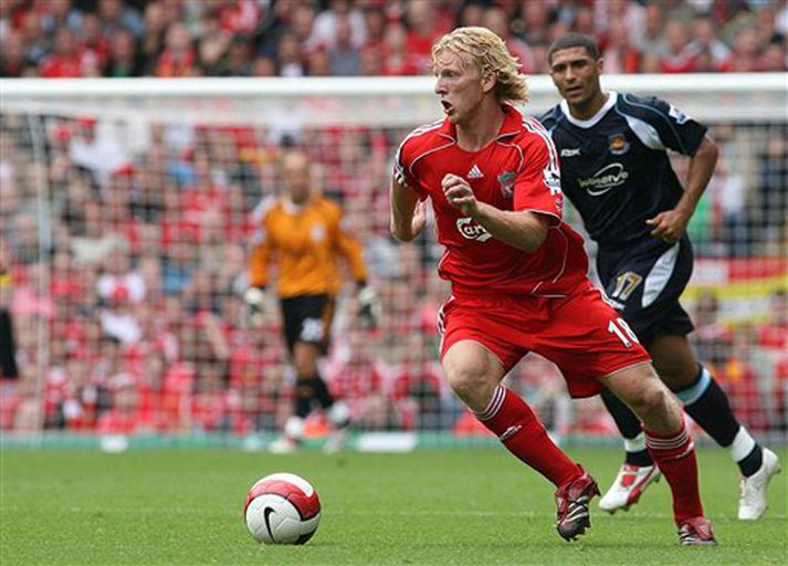 Dirk Kuyt kom inn á á 52. mínútu fyrir Liverpool.