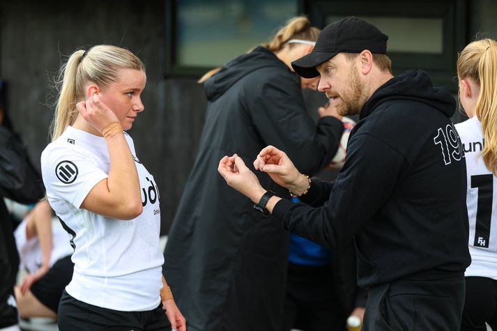 Guðni Eiríksson er þjálfari FH liðsins.