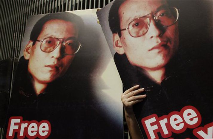 Liu Xiaobo hlýtur friðarverðlaun Nóbels í ár.