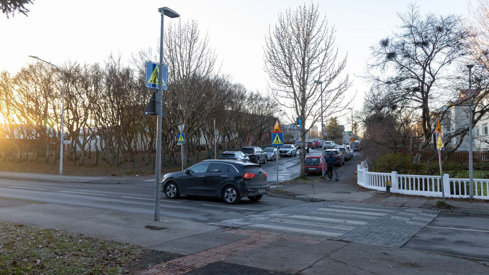 Ekið á börn í annað sinn á sama tíma og sama stað